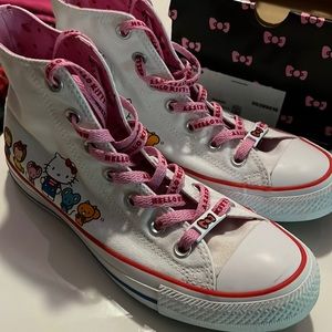 Hello Kitty Sanrio Converse Chuck Taylor